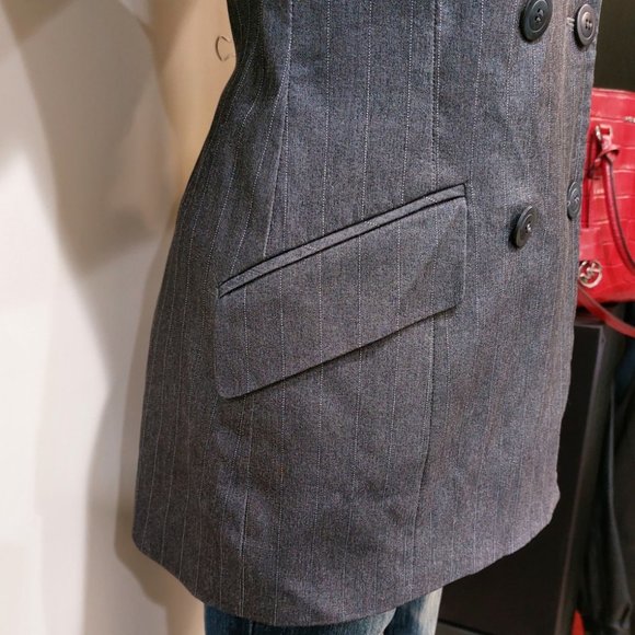 💥STUNNING💥Gray Pinstriped Double Breasted Blazer - Picture 6 of 14